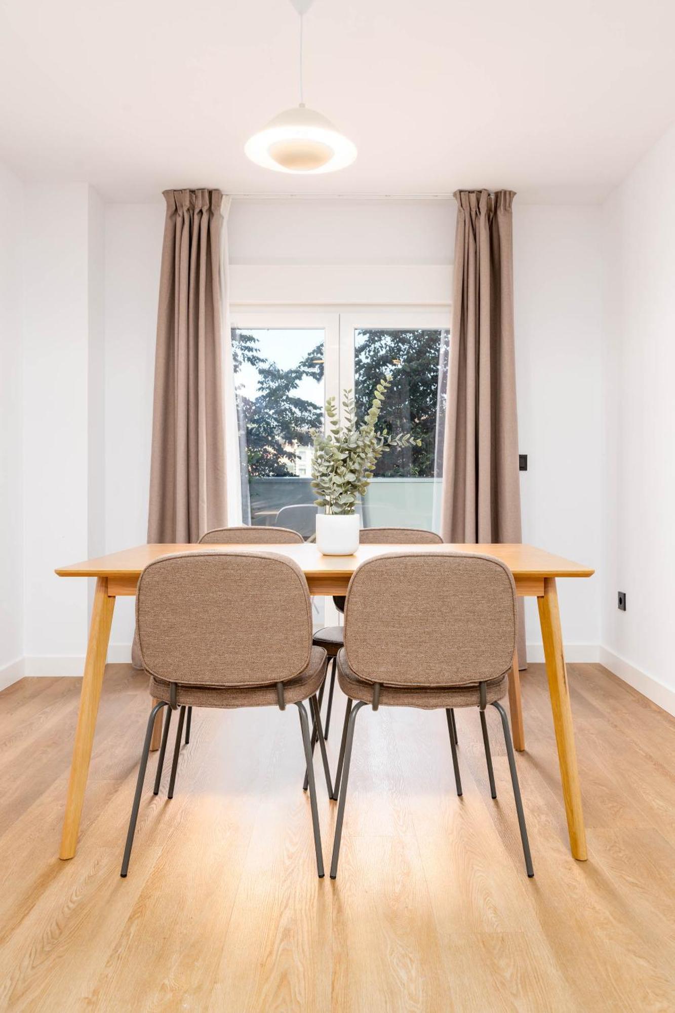 Limehome Oviedo Calle Postigo Bajo Quarto foto